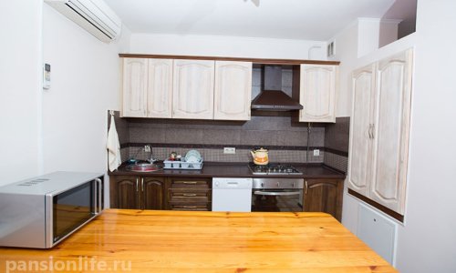 Частный пансионат Валентина в Малахове - фото