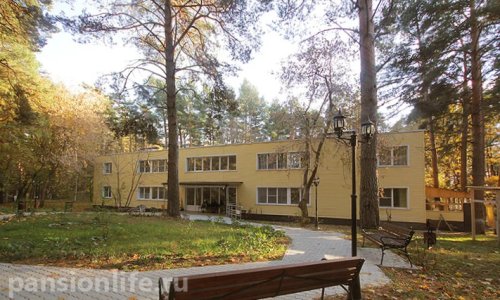 Пансионат «DOM.STAR» Лесная опушка - фото